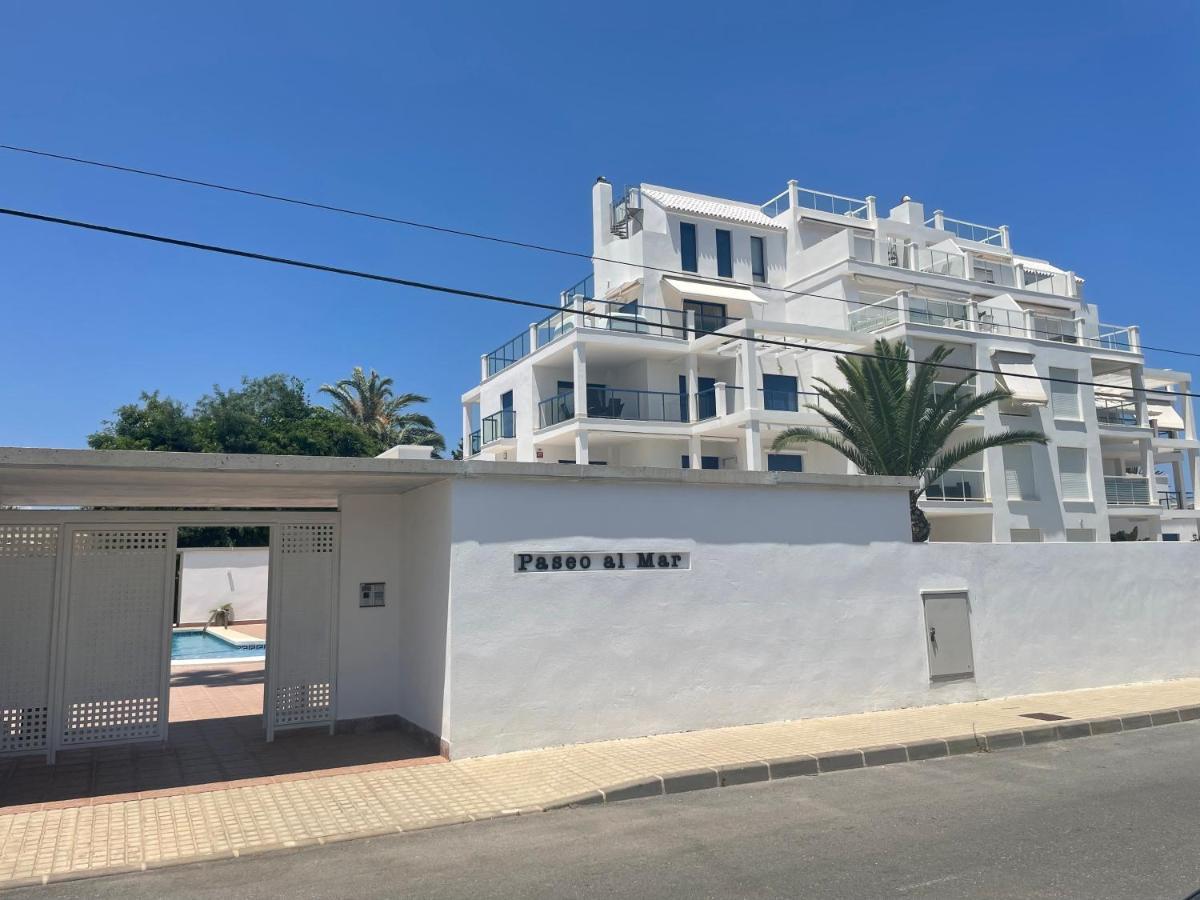 Apartamento 4 Personas, Amplias Terrazas Y 2Oo Mt De La Playa Denia Dış mekan fotoğraf